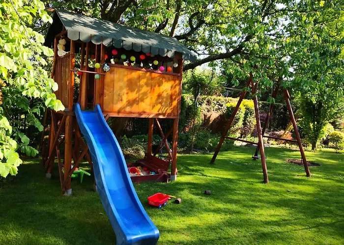 Family Home Garden & Sauna