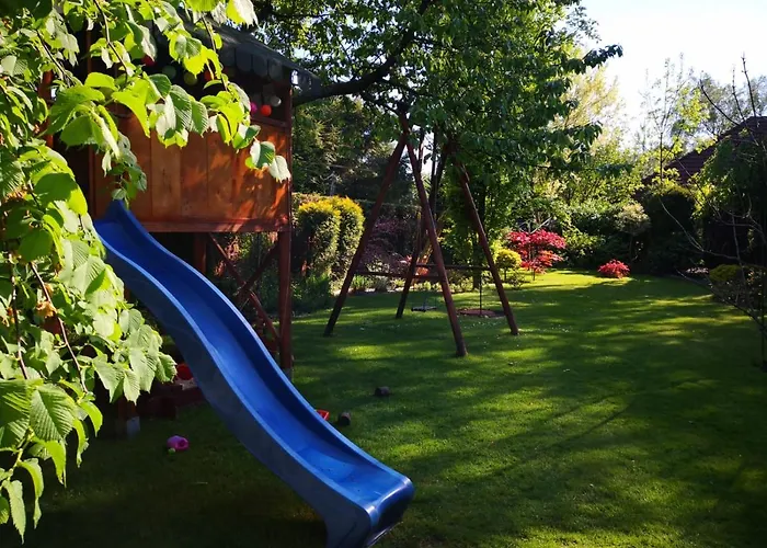 Family Home Garden & Sauna